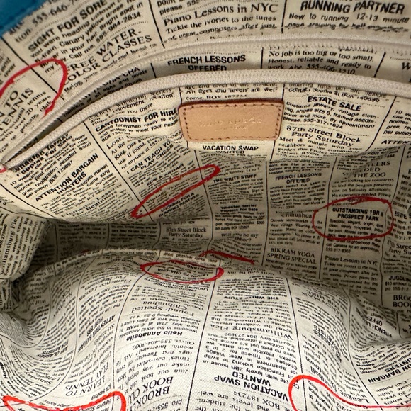 Kate Spade patent leather tote. - Picture 6 of 12